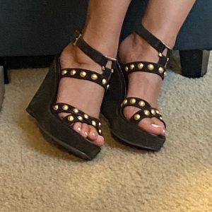 Tory Burch 8.5 dark brown suede wedge sandals